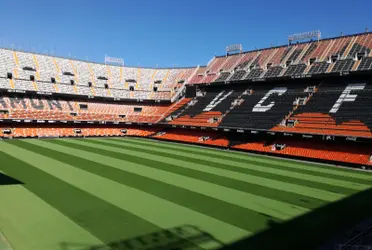 El equipo valenciano reformará su estadio para ampliar su aforo y así lograr que más aficionados puedan ir al estadio. El proyecto iniciaría en 2022 y finalizaría en dos años.