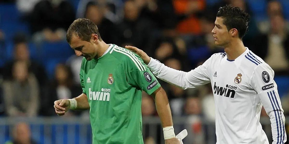 El ex arquero de Liverpool y Real Madrid cargó contra Messi, CR7 y Casillas en su nueva autobiografía.