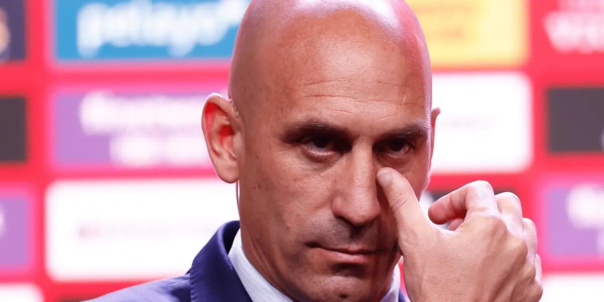 El ahora ex presidente de la Real Federación Española de Fútbol ha confirmado que renunció a su cargo