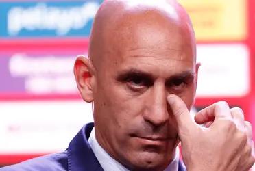 El ahora ex presidente de la Real Federación Española de Fútbol ha confirmado que renunció a su cargo