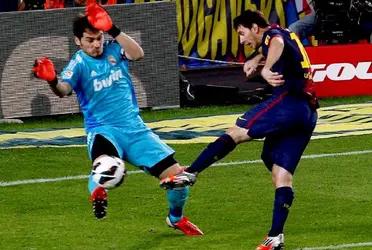 El exportero merengue Iker Casillas cuestionó fuertemente a France Football y los votantes que le otorgaron el séptimo Balón de Oro al astro argentino Lionel Messi, por privilegiar el nombre propio por encima de la actualidad. Detalles de sus reflexiones.