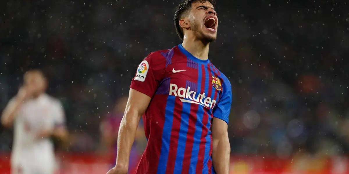 El extremo del FC Barcelona Abde Ezzalzouli, de 20 años de edad, ha decidido dar un paso estratégico en su carrera. El joven atacante blaugrana renunció a la convocatoria de la Selección de Fútbol de Marruecos para poder jugar con la Roja.