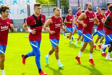 El Fc Barcelona oficializó sus 25 primeros dorsales de cara a la temporada 2021-2022. Con las ausencias de Messi (se fue a PSG) y Griezmann (volvió a Atlético Madrid) la plantilla de Ronald Koeman se rearma.