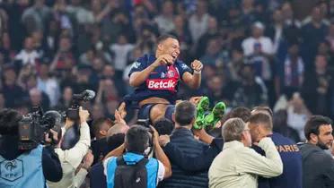 El francés tuvo su partido final con la camiseta del París Saint-Germain.