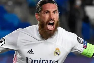 El fubolista Royston Drenthe contó una curiosa anécdota.