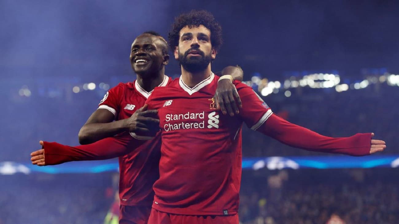 El Fútbol Club Barcelona esta en la busqueda de un delantero top para el mercado de fichajes de verano. Aunque el nombre que sigue sonando es el de Robert Lewandowski, el equipo culé sueña con Sadio Mané y Mohamed Salah quienes podrían costar 90 y 120 millones respectivamente.
