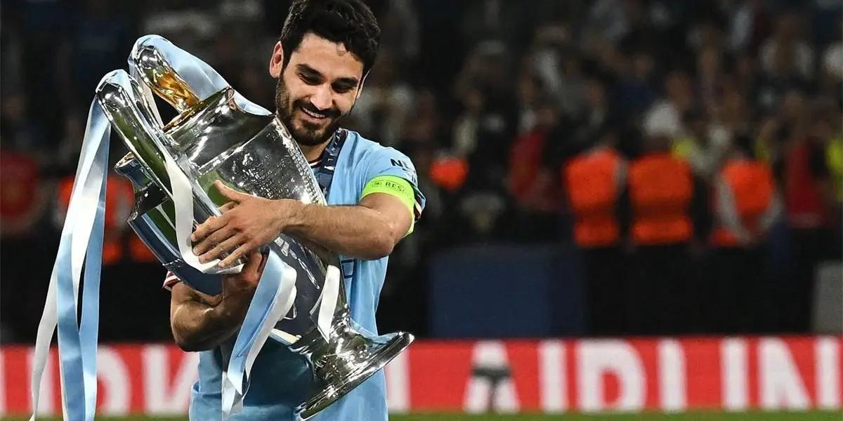 El futbolista alemán recibió el mensaje de un compañero del club inglés.