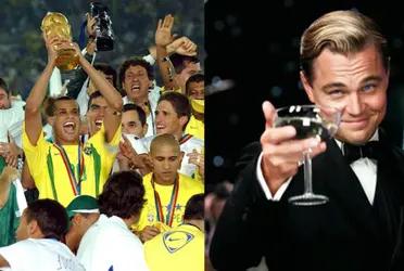 El futbolista brasileño no deja de sorprender y de hacer sufrir a las mujeres.