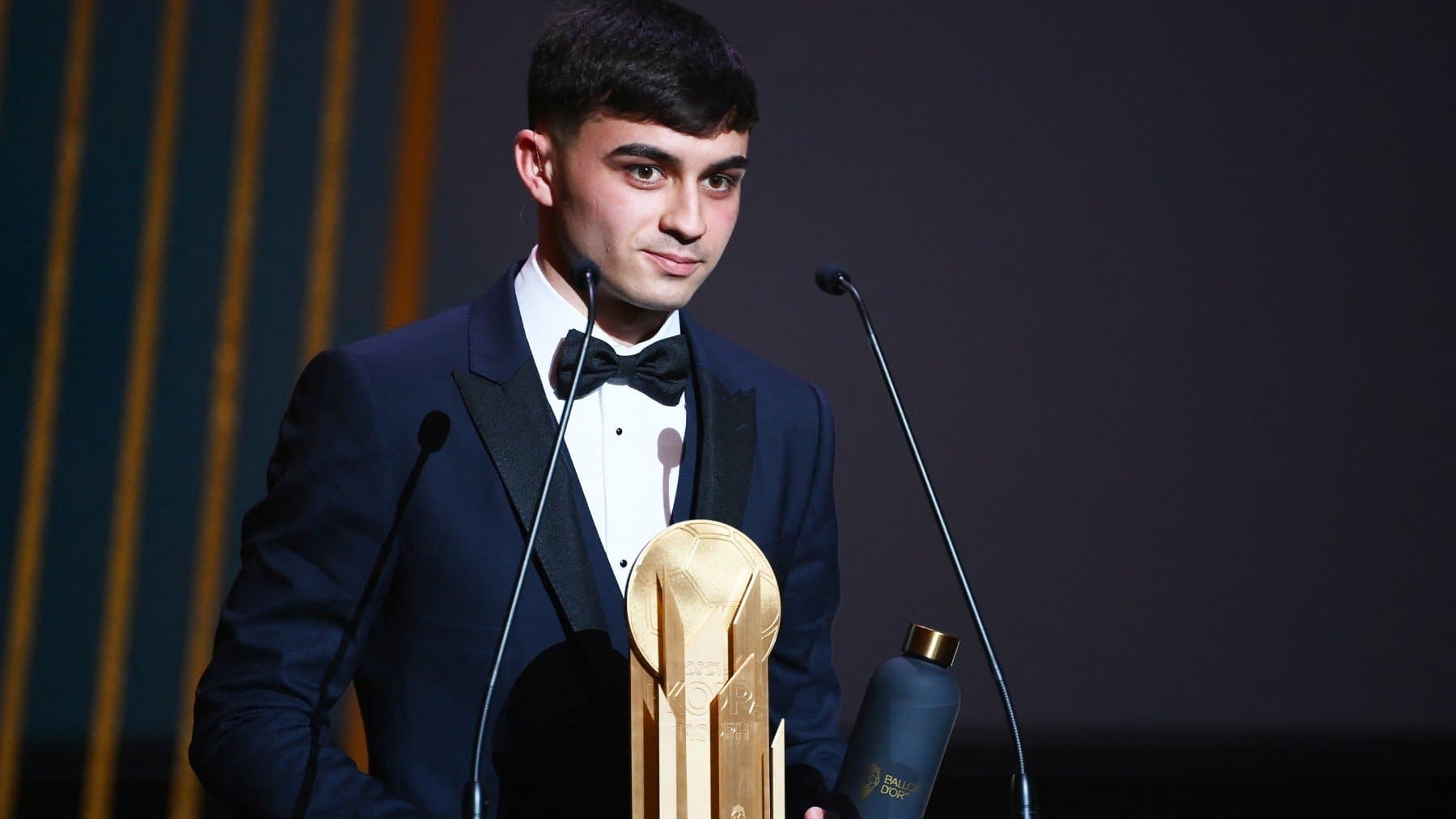 El futbolista del FC Barcelona, Pedri Gonzalez, declaró para France Football y recordó su fallido paso por las divisiones menores del cuadro merengue.