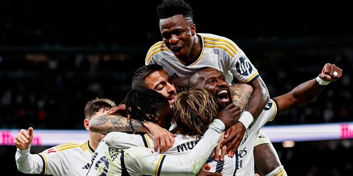 El futbolista está convocado con su selección, pero tiene escasos minutos