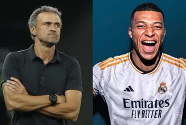 El futbolista francés estaría más fuera del equipo parisino que dentro.