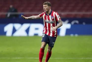 El futbolista inglés ya se encuentra en su país para realizar el reconocimiento médico para fichar por el Newcastle que le pagará 15 millones de euros al Atlético Madrid.