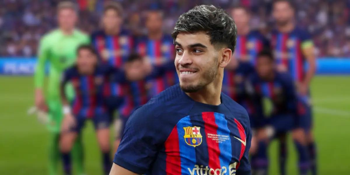 El futbolista marroquí estaba en duda por sus minutos, pero finalmente le comunicó a Xavi que seguirá en el Barça.