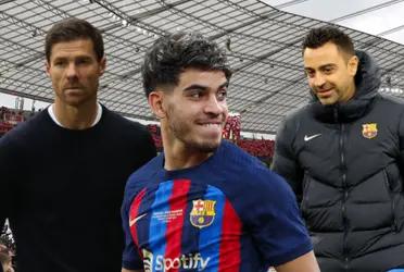 El futbolista marroquí recibió intereses desde la Bundesliga recientemente y Xavi ya tomó una postura.