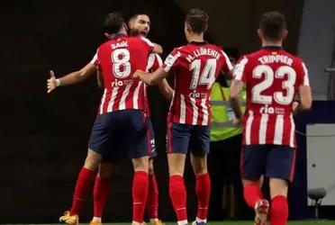 El futbolista, que tiene pocos minutos en el equipo de Simeone, hace todo lo posible para salir en verano.