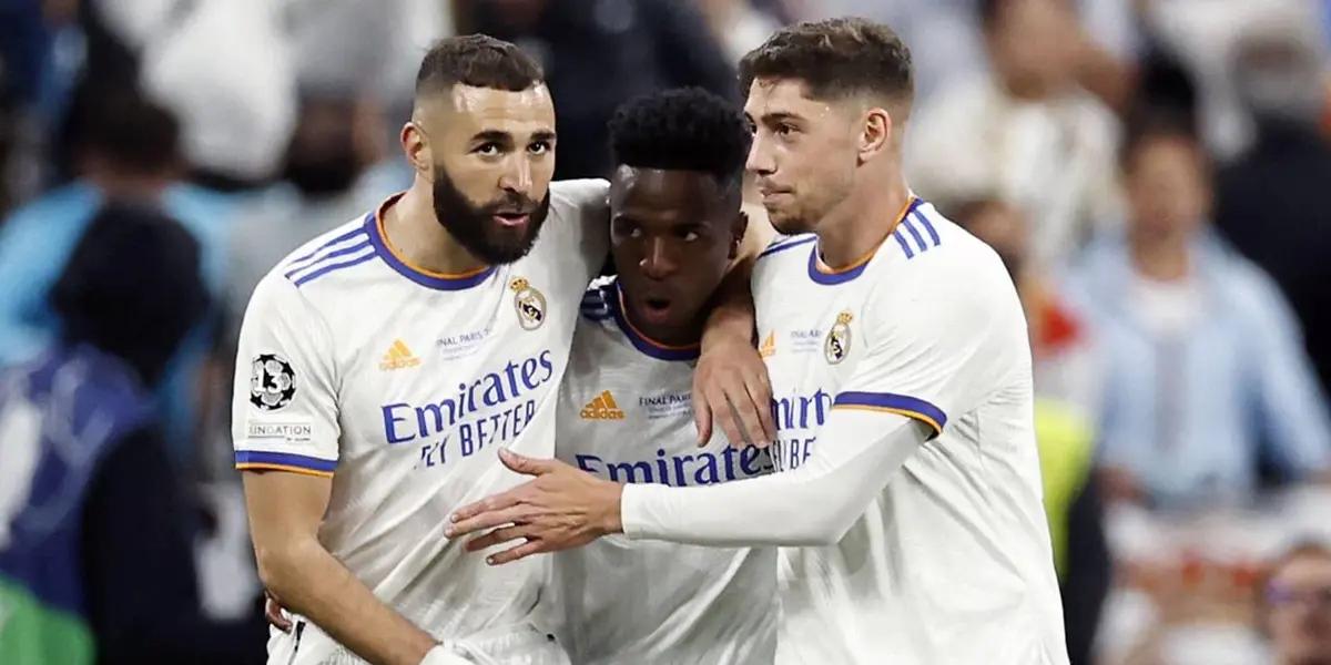 El futbolista se mantiene fuera del equipo por acusar una molestia muscular y provoca enardecimiento en la afición del Real Madrid