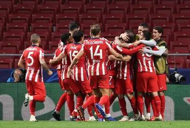 El futbolista no ve con malos ojos llegar al Colchonero y la idea de que lo dirija Diego Simeone le parece muy buena.