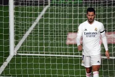 El futuro del belga es incierto, sigue tocado desde su lesión en las semifinales de la Nations League frente a Francia y parece que no mejora. Así y todo, el día de hoy Carlo Ancelotti en conferencia de prensa dio un estimado de cuándo puede llegar a volver.