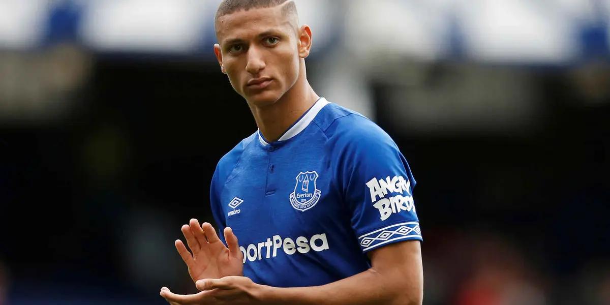 El futuro de Mbappé parece estar muy lejos de París, por lo que desde el PSG ya estan pensando varios reemplazos para el francés, el nombre que más sonó en las ultimas horas fue el de Richarlison, campeón olimpico recientemente con Brasil y de muy gran presente.