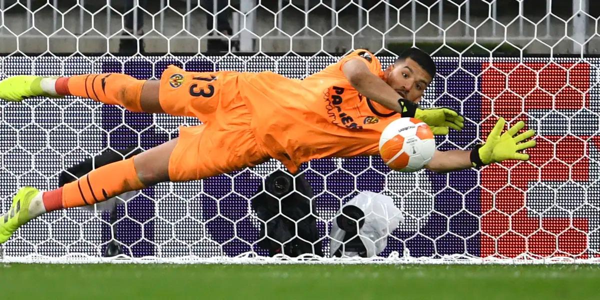 El guardavallas del Villarreal es uno de los más cotizados miebros de la plantilla del Submarino Amarillo. Un repaso por su actualidad.