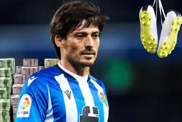 El histórico centrocampista español decidió colgar las botas.