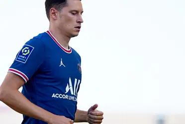 El internacional aleman del París Saint-Germain, Julian Draxler, necesita minutos y continuidad para llegar con rodaje a la Copa del Mundo. Sevilla podría ofrecerle ello en un equipo competitivo. Detalles de las negociaciones.