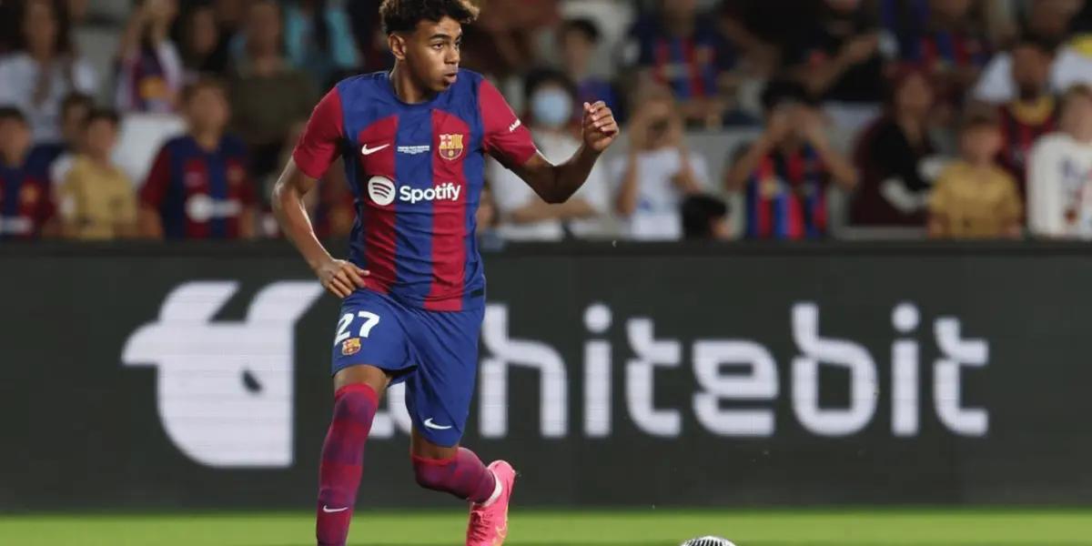 El joven de 17 años dice presente en su segundo partido como titular bajo las órdenes de Xavi Hernández