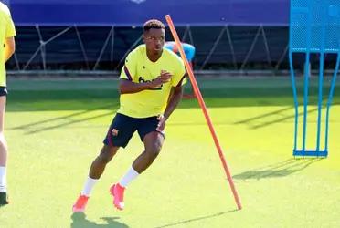 El joven Ansu Fati es uno de los jugadores que mayor ilusión despierta en estos tiempos duros de la institución. La incógnita sobre su puesta punto y fecha de estreno están en el aire. El entrenador del Fc Barcelona se expresó al respecto.