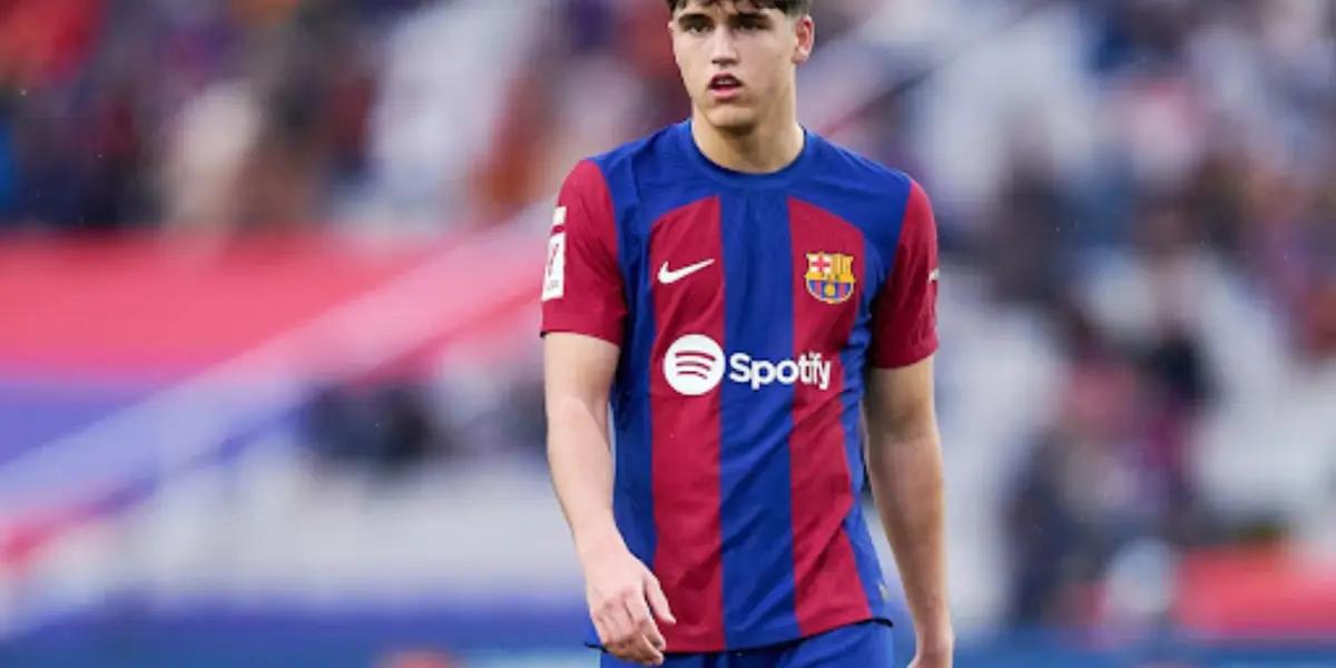 El joven central del FC Barcelona ha hecho la mejor alineación de la historia según su opinión