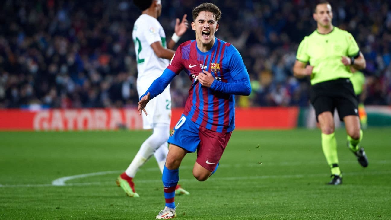 El joven sevillano Pablo Martín Páez Gavira, conocido deportivamente como Gavi, convirtió su primer gol con la elástica del Barcelona durante el partido liguero ante el Elche. Con el tanto, la aparición blaugrana se convierte en el tercer futbolista de menor edad en convertir con el uniforme culé, desplazando a Messi del podio.