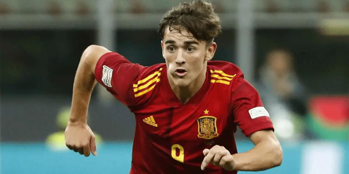 El jugador, de apenas 17 años, no para de sorprender con sus actuaciones junto a la Roja