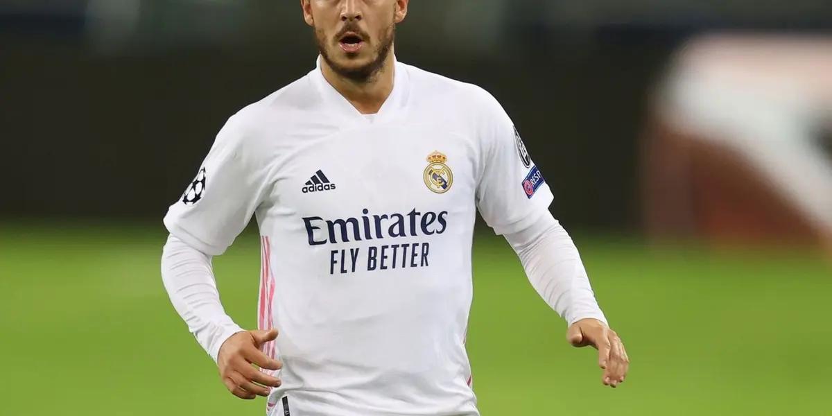 El jugador belga no está pasando su mejor momento en la casa blanca. Debido a sus lesiones, mal presente y otras cuestiones, el equipo merengue lo quiere fuera del club y parece que esto no le hizo gracia al jugador quien se encuentra muy molesto con su situación.