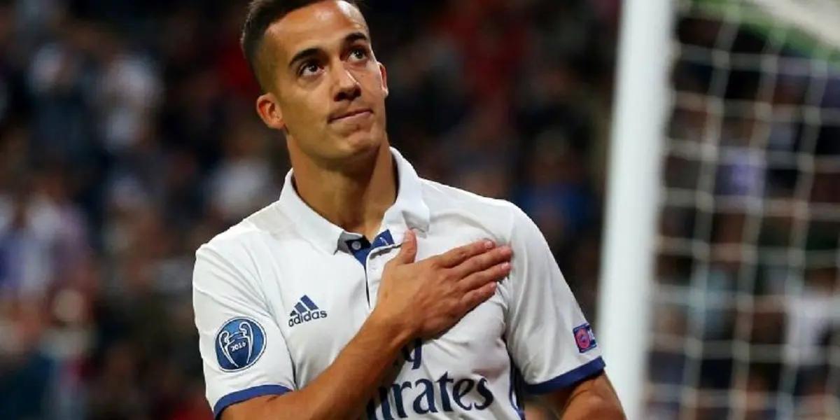 El jugador le tiró la pelota sobre su salida al presidente del club Blanco.