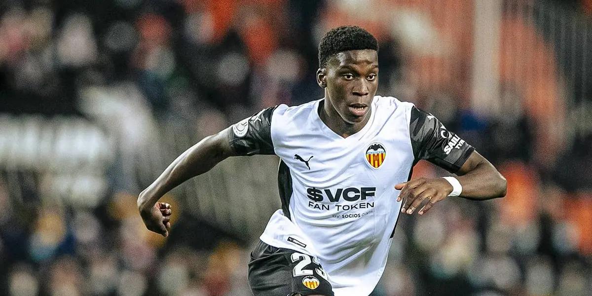 El jugador llegó al Valencia en busca de sumar minutos; luego de no lograrlo con el Leipzig al que llegó tras no renovar con el Barca. Actualmente, tiene mercado en Europa.