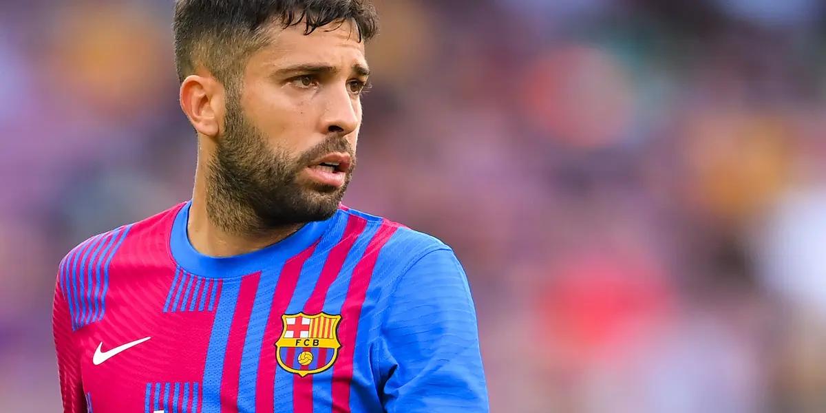 El lateral izquierdo valoró la derrota sufrida por los azulgranas ante el Real Betis y dejó entre ver la nueva realidad del equipo en cuanto a los objetivos de esta temporada.