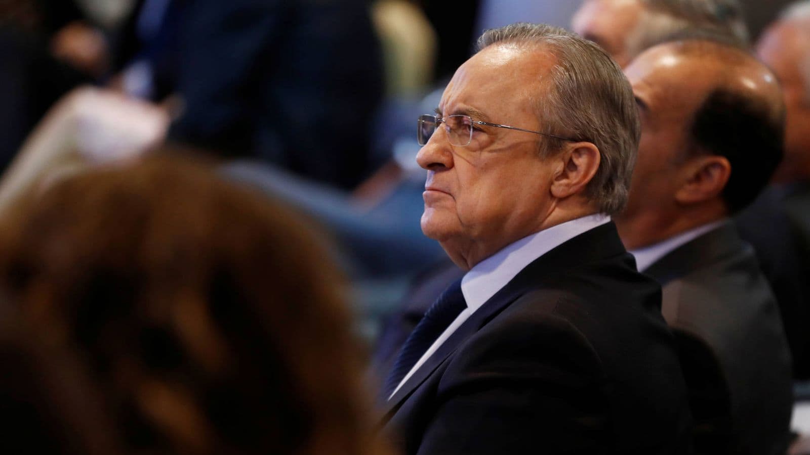 El legendario Marcelo acaba contrato a mitad de este año y es un hecho que no continuará en el Real Madrid. Es por eso que la Casa Blanca busca un jugador para reemplazarlo y Fran García del Rayo Vallecano sería el elegido. El jugador albirrojo seduce a Florentino Pérez por su versatilidad, ya que también puede desempeñarse como central.