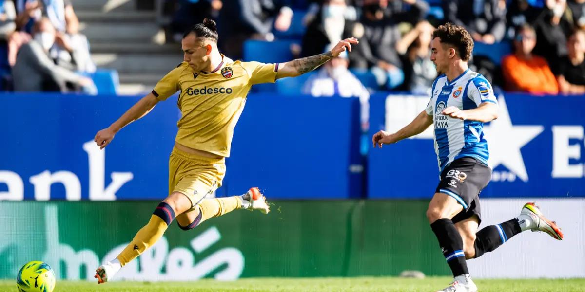 El Levante marcó un hito único en la historia de LaLiga, al convertirse en el primer equipo en completar 25 partidos sin conocer la victoria. Quebró una marca vigente por casi un cuarto de siglo.