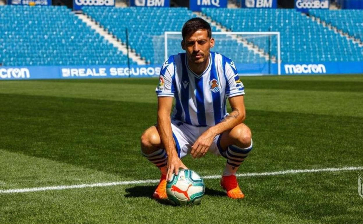 El Mago llegó a la institución de San Sebastián no en busca de comodidad y relajación, para poner fin a su carrera. Lo hizo para llevar a la Real Sociedad a competir con los grandes.