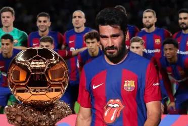 El mediocampista alemán criticó duramente a sus colegas tras caer en el derbi y en la gala en París no posó junto a sus compañeros por un motivo muy particular