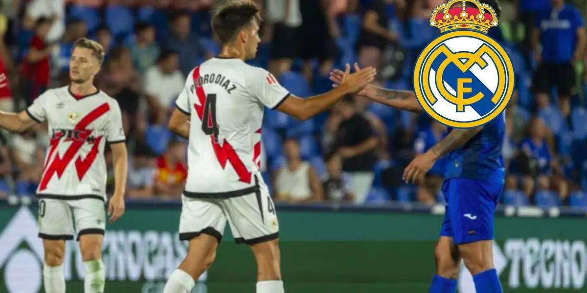 El mediocampista del conjunto rayista empaló un balón que tocó en el travesaño y entró como gol fantasma