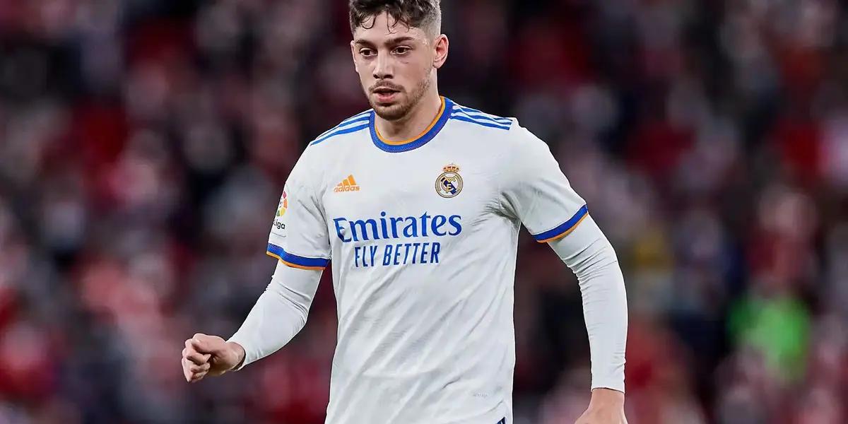 El mediocentro uruguayo sería de la partida en lugar de Casemiro, quien deberá cumplir suspensión por acumulación de amonestaciones. Valverde fue pedido por los aficionados del Real Madrid al finalizar el encuentro con PSG, y Carlo Ancelotti parece haberlos escuchado.