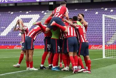 El mercado de pases del próximo año está cada día más movido, muchos rumores surgen día a día sobre el traspaso de posibles jugadores, pero sin lugar a dudas el caso de este fichaje es algo aparte y en caso de que se lleve a cabo podría cambiar la historia.