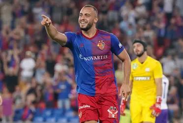 El Newcastle necesita un delantero de jerarquía y pensó en Arthur Cabral como refuerzo para solucionar este inconveniente. Según informan medios del país, el club inglés ya prepara una oferta de 15 millones de euros por el delantero brasileño