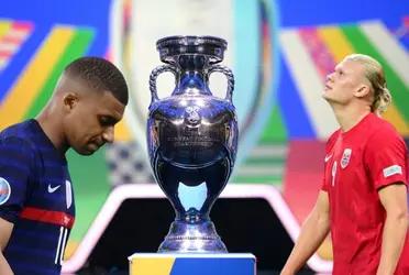 El noruego y el francés quedaron completamente de lado en la presentación del balón para el torneo europeo del 2024