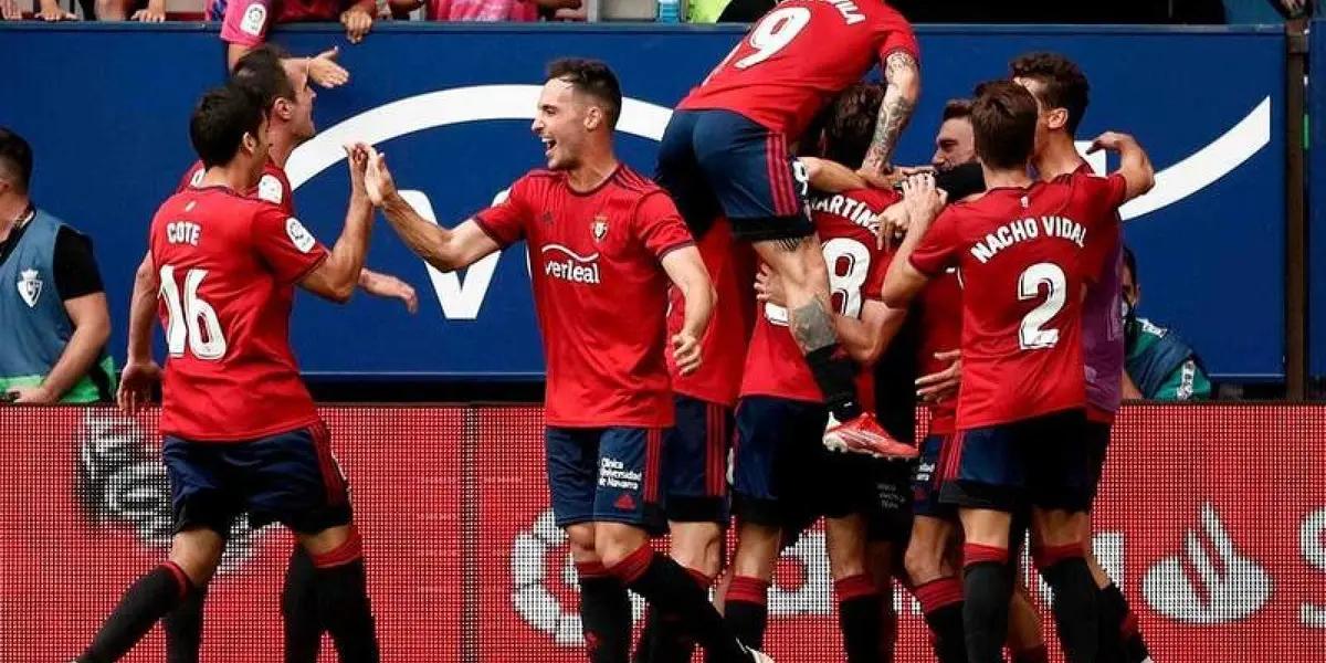 El Osasuna le ganó dos a uno al Valencia en el Estadio de Mestalla por la 32ª jornada de La Liga Santander.