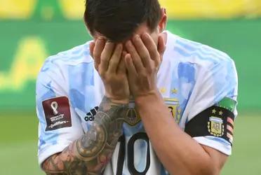 El papelon en Brasil trasiende en el mundo entero y la reacción de Messi, aun más. El cápitan argentino fue uno de los principales responsables en intentar resolver la situación, pero al final no pudo ser y el partido entre Brasil y Argentina se suspendió.