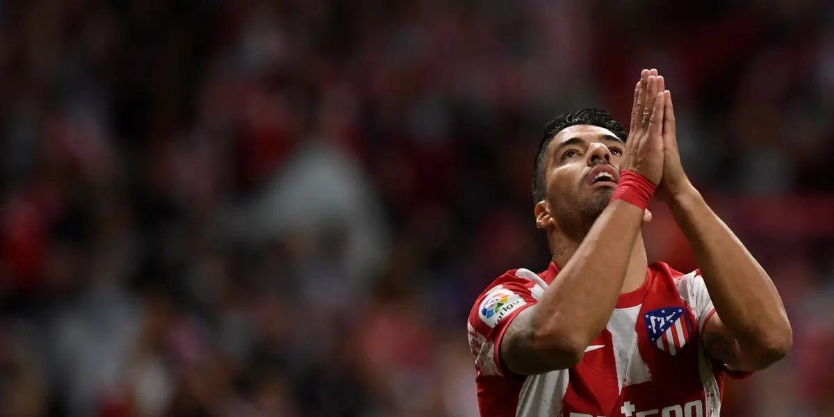 El pistolero está teniendo un arranque de temporada muy bueno y el equipo colchonero disfruta de sus goles. Pero está temporada termina contrato y el jugador tiene unas especificaciones en mente para su nuevo contrato.