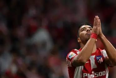 El pistolero está teniendo un arranque de temporada muy bueno y el equipo colchonero disfruta de sus goles. Pero está temporada termina contrato y el jugador tiene unas especificaciones en mente para su nuevo contrato.