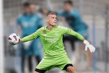 El portero ucraniano no se da por vencido y no permitirá que Kepa le quite su oportunidad de atajar