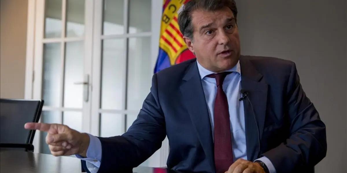 El presidente debe tomar una decisión que definiría el futuro del club.